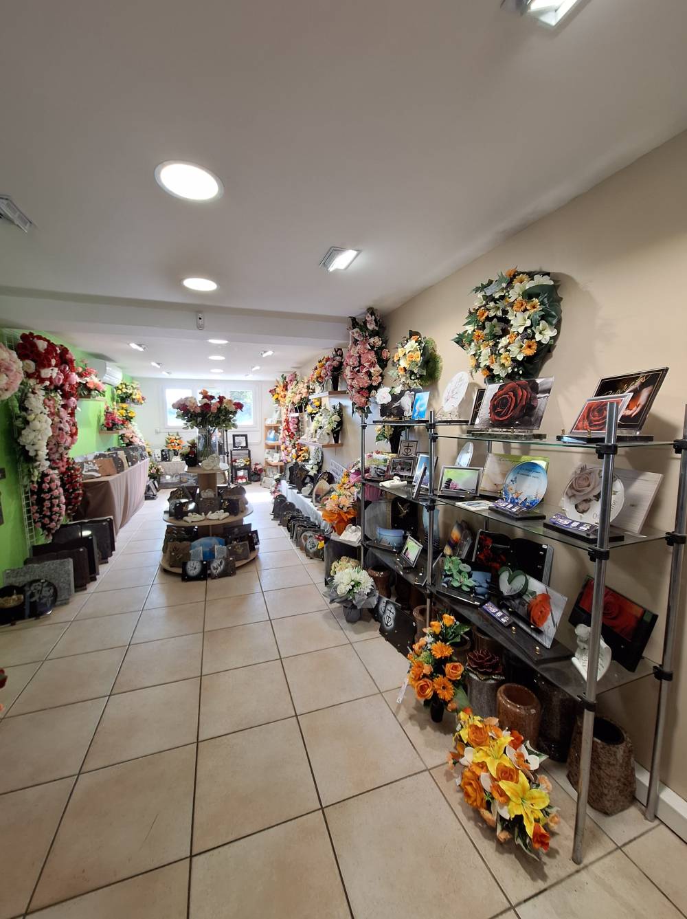 intérieur de la partie pompes funèbres